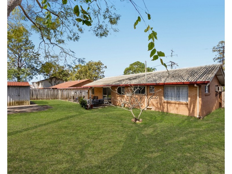 8 Paradise Road, Slacks Creek QLD 4127