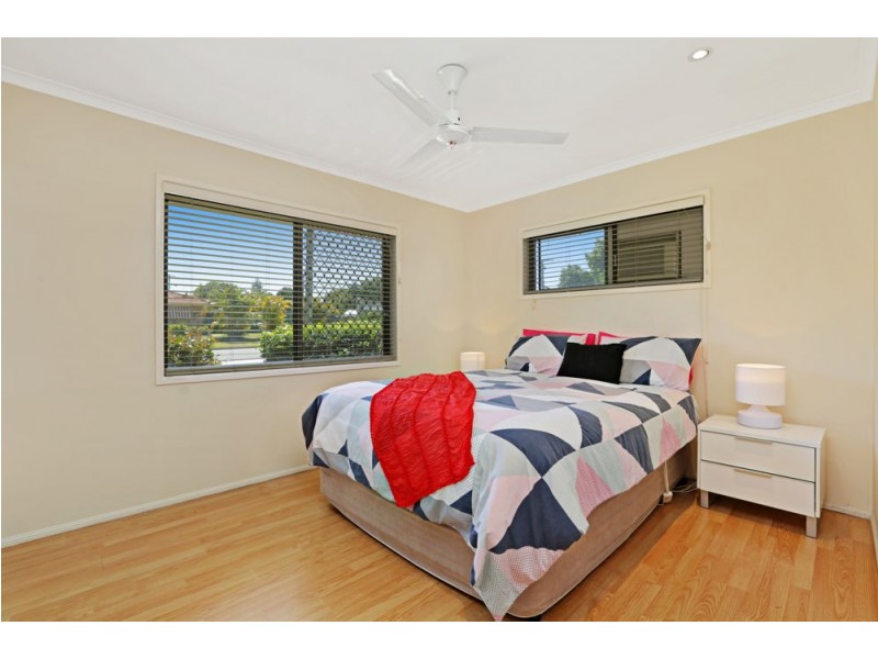 41 Valencia Way, Slacks Creek QLD 4127