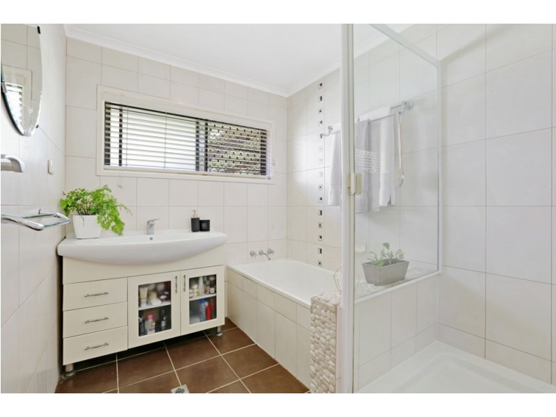 41 Valencia Way, Slacks Creek QLD 4127