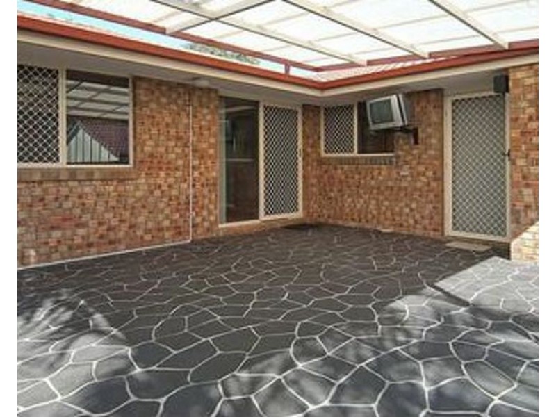 1 Solandra Circuit, Regents Park QLD 4118