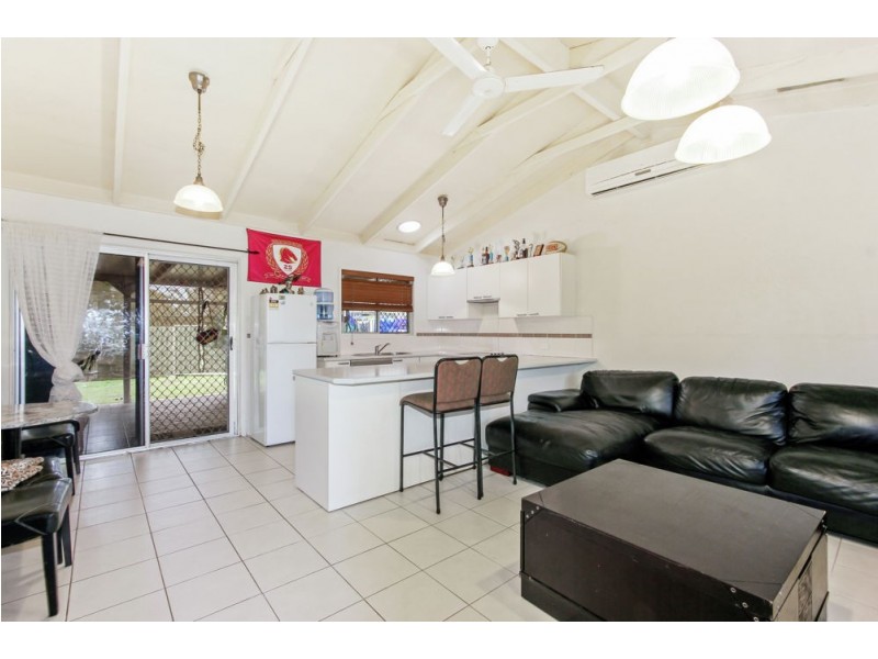 25 Dayana Street, Marsden QLD 4132