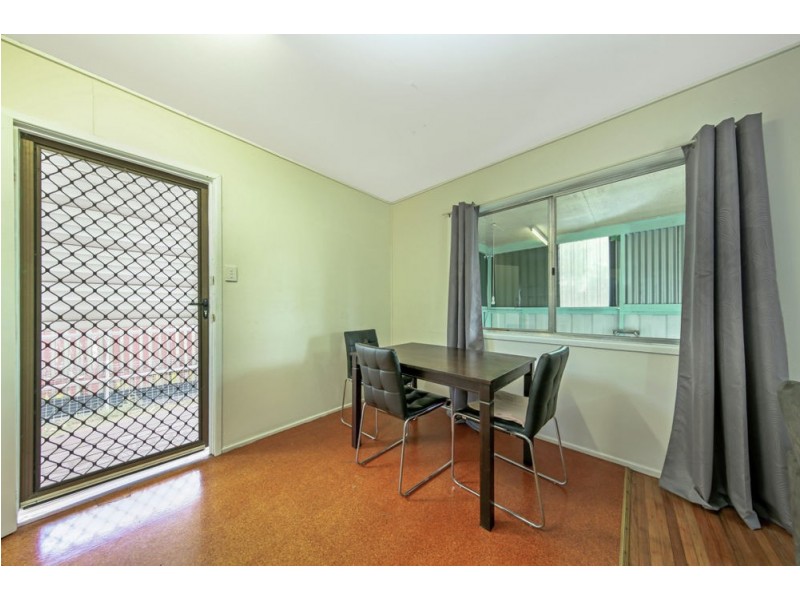 6 Brutus Street, Kingston QLD 4114