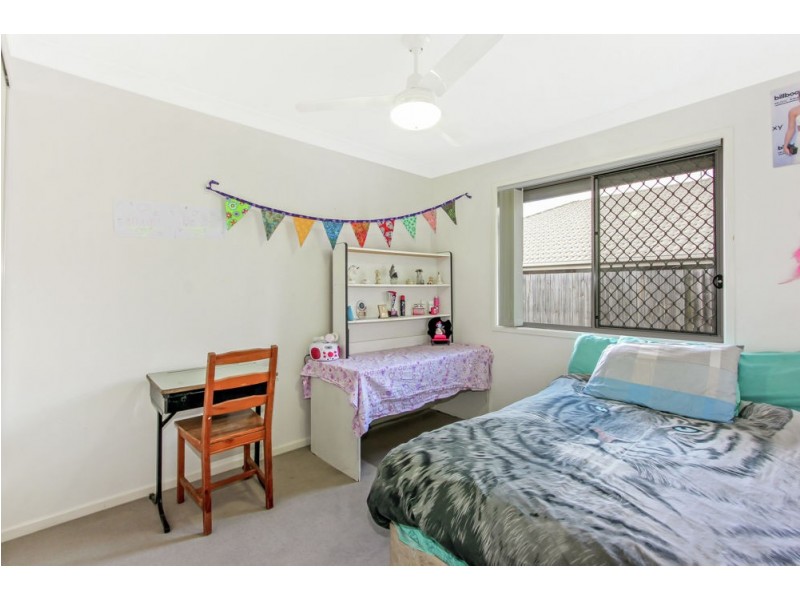 5 Newhaven Street, Marsden QLD 4132