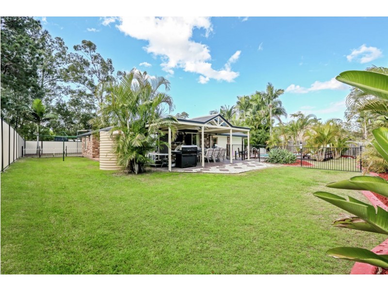 77 Evergreen Ave, Waterford West QLD 4133