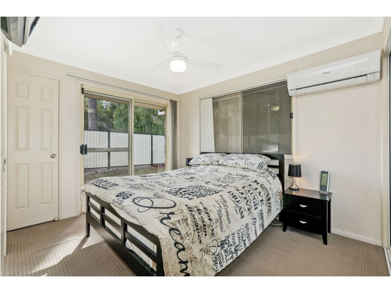 77 Evergreen Ave, Waterford West QLD 4133