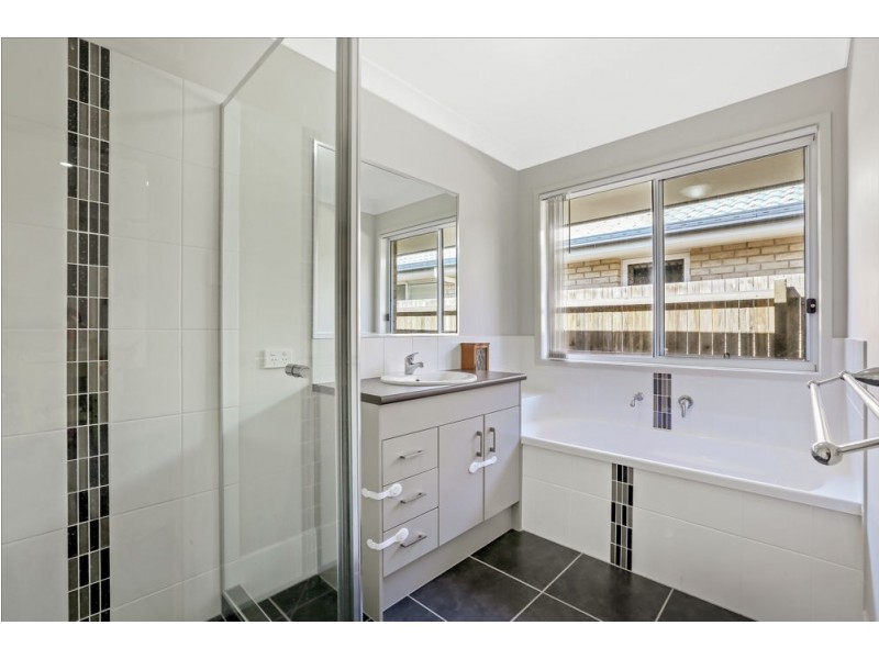 32 Wongabel Close, Waterford QLD 4133