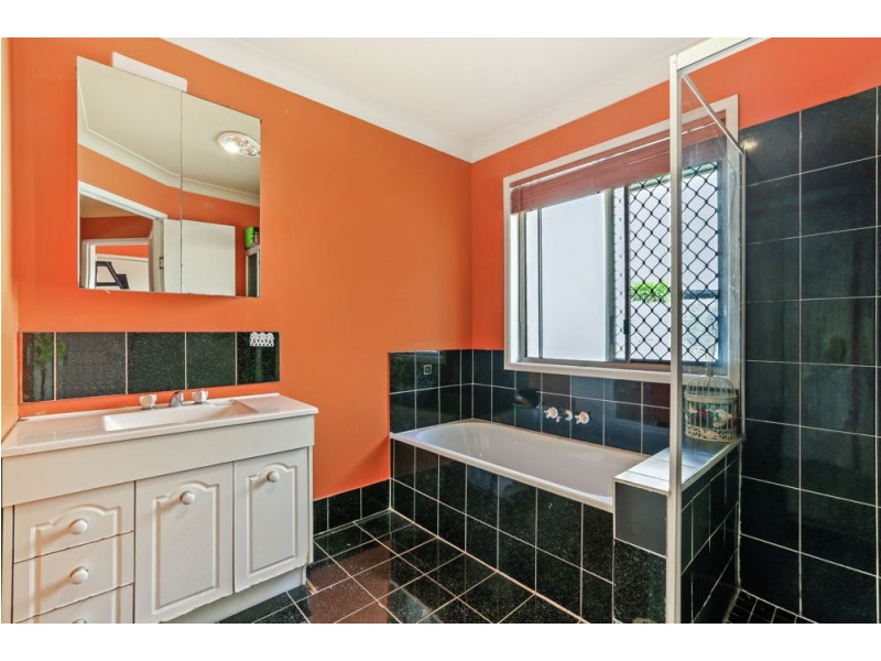10 Viewbank Court, Beenleigh QLD 4207