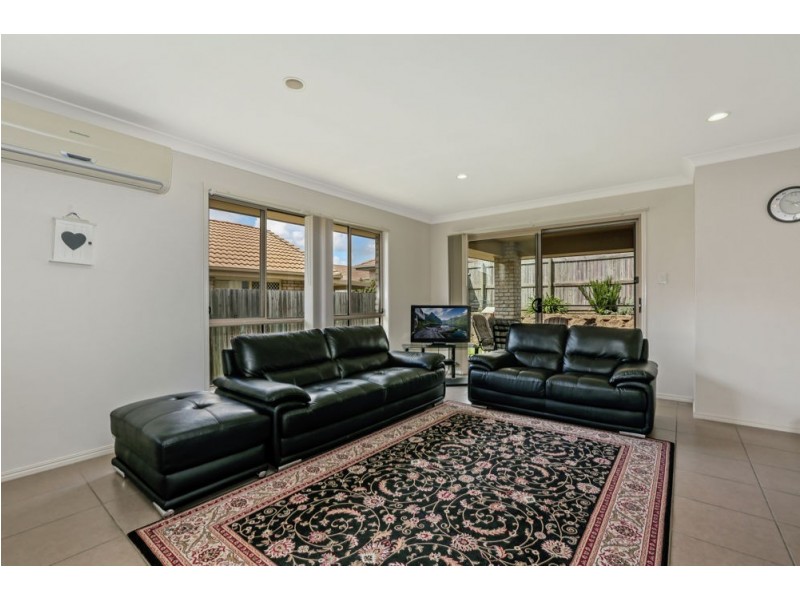 52 Alvine Drive, Eagleby QLD 4207