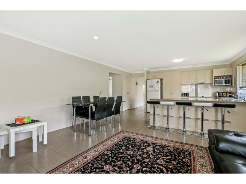 52 Alvine Drive, Eagleby QLD 4207