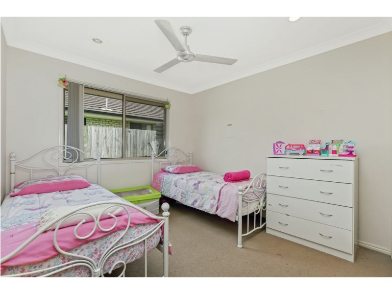 52 Alvine Drive, Eagleby QLD 4207