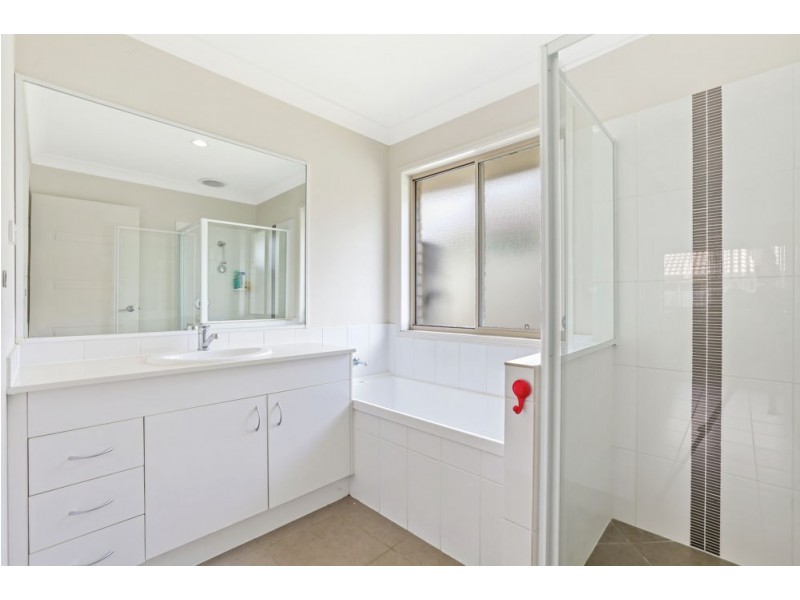 52 Alvine Drive, Eagleby QLD 4207
