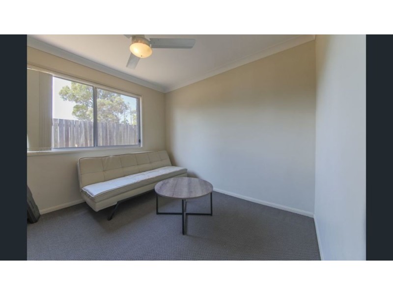 2/30 Goldcrest Drive, Upper Coomera QLD 4209