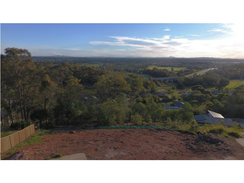 24 Rangeview Drive, Tanah Merah QLD 4128