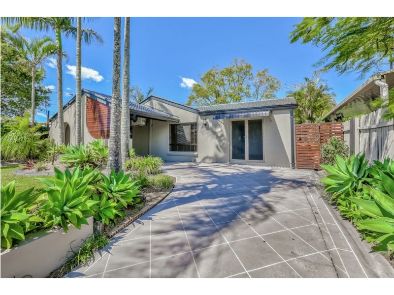 27 Kancoona Street, Rochedale South QLD 4123