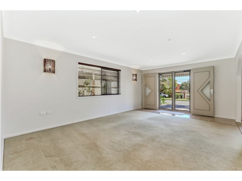 27 Kancoona Street, Rochedale South QLD 4123