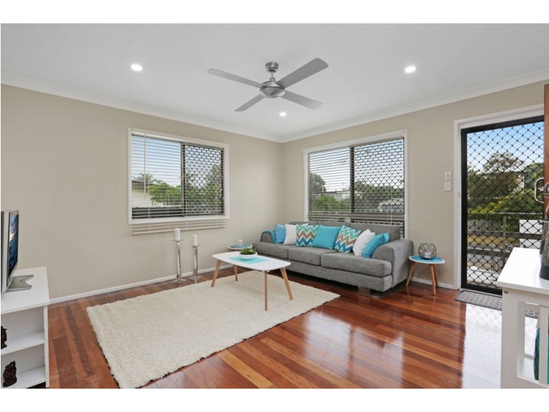 5 Poincettia Street, Kingston QLD 4114