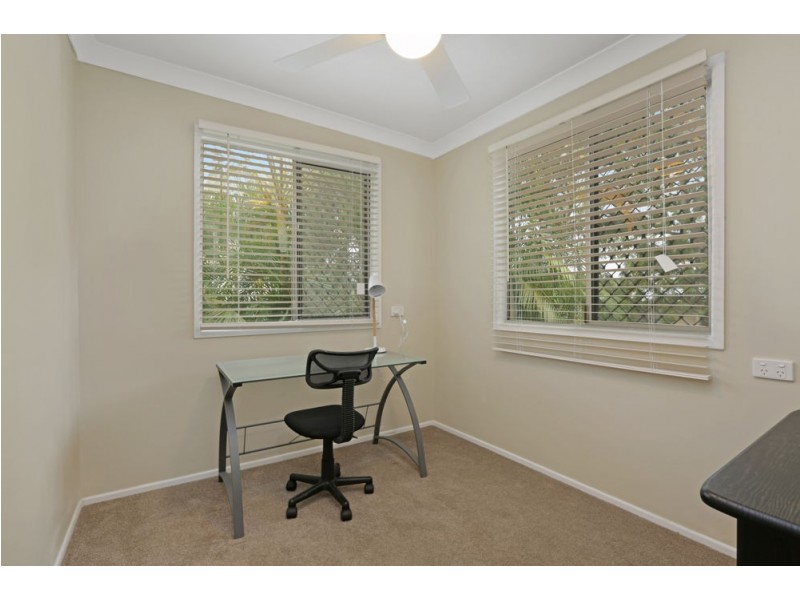 5 Poincettia Street, Kingston QLD 4114