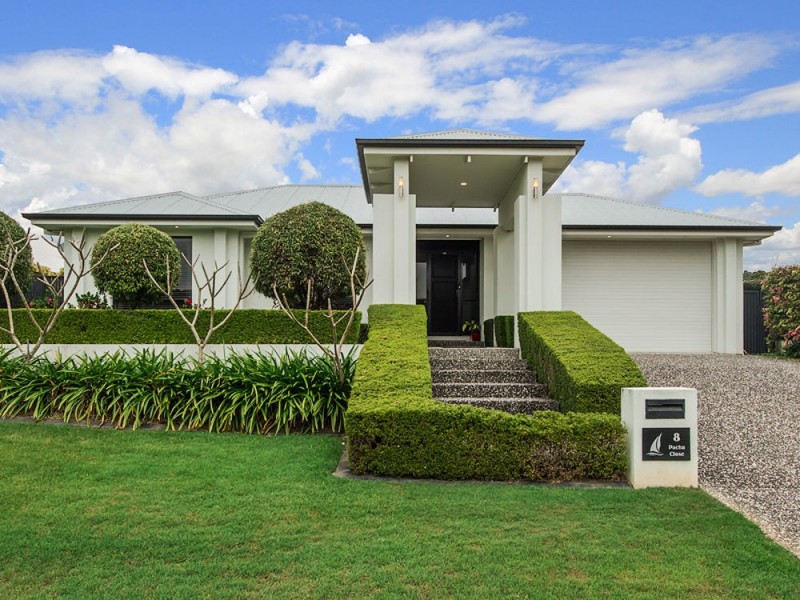 8 Pacha Close, Coomera Waters QLD 4209