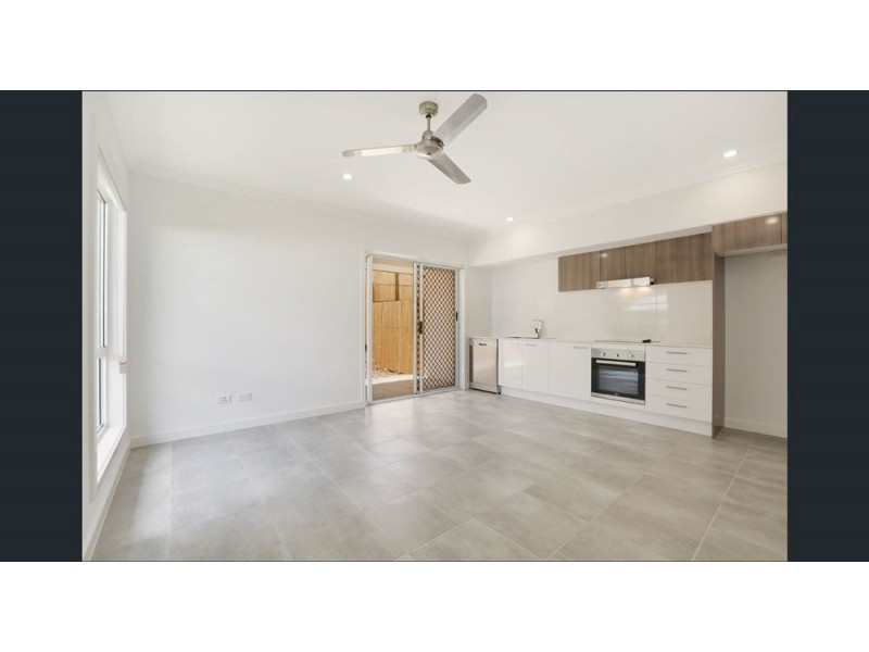 1/9 Chandon Court, Hillcrest QLD 4118