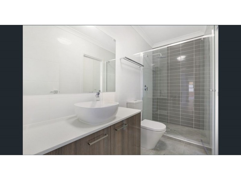 1/9 Chandon Court, Hillcrest QLD 4118