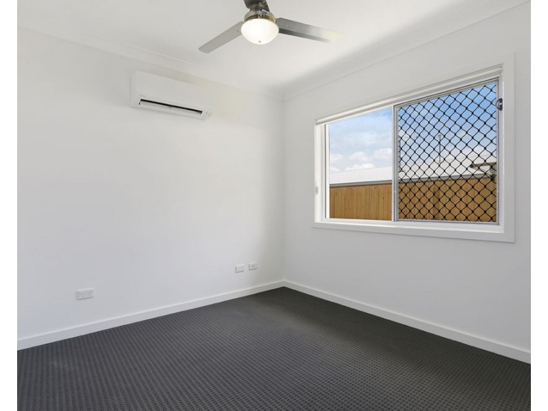2/9 Chandon Court, Hillcrest QLD 4118