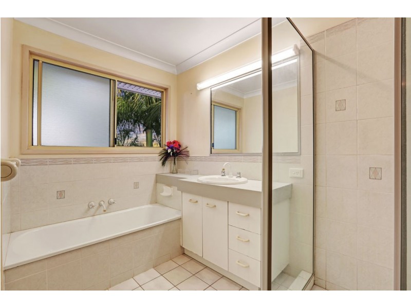 38 Cowra Street, Tanah Merah QLD 4128
