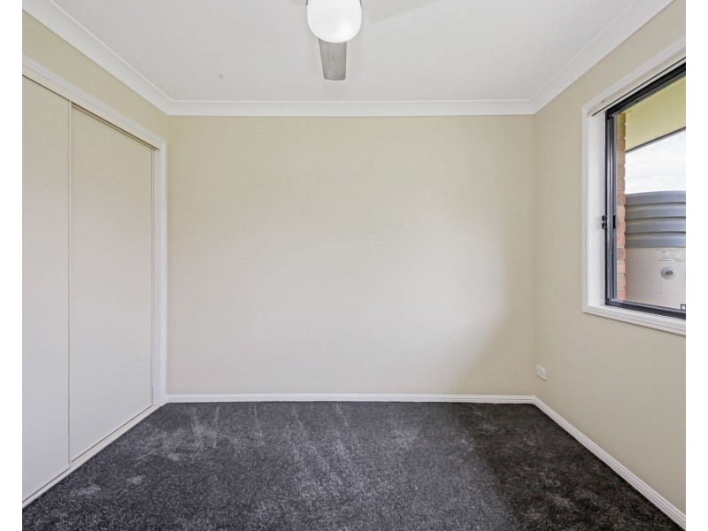 39 Charlton Place, Regents Park QLD 4118