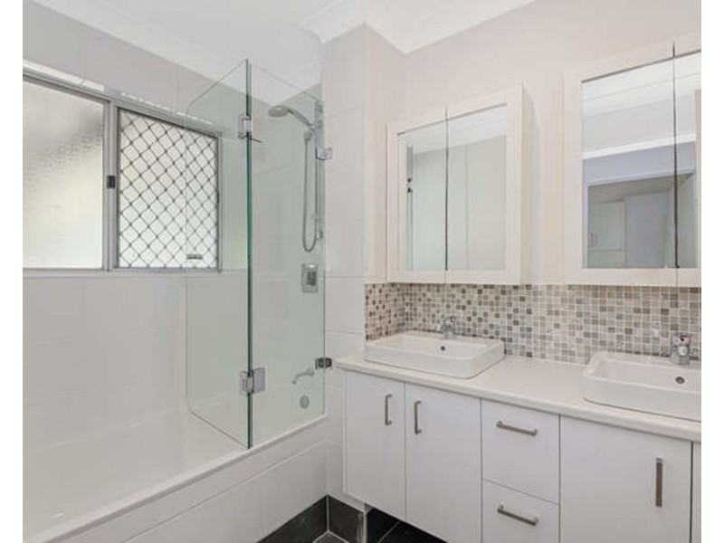 49 Dewar Dr, Loganholme QLD 4129