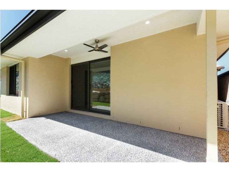 62 Carmen Crt, Oxenford QLD 4210