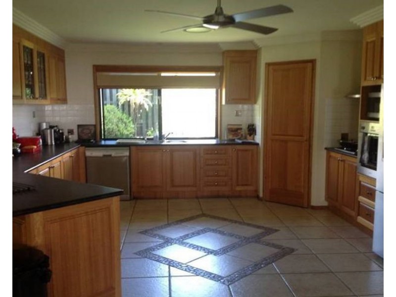 10 Zeus Circuit, Coomera Waters QLD 4209