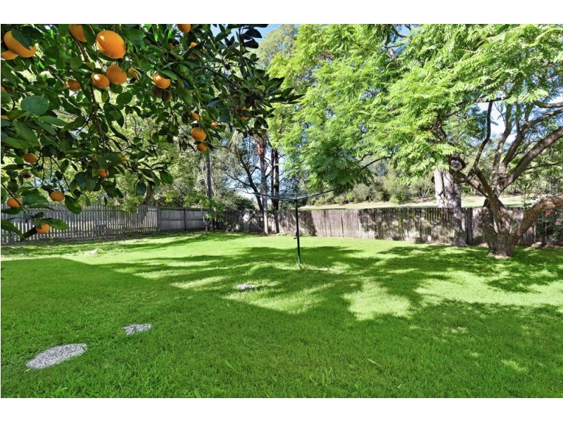 11 Garnett Street, Slacks Creek QLD 4127