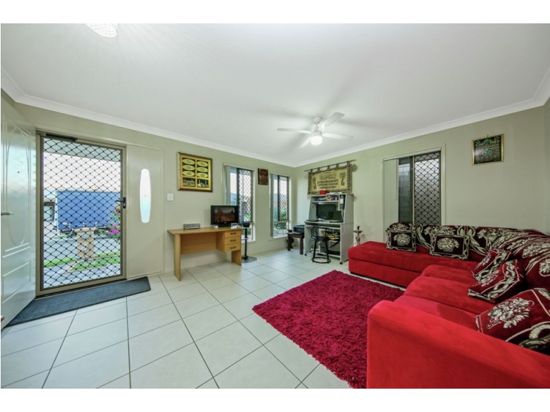 16 Shale Avenue, Logan Reserve QLD 4133