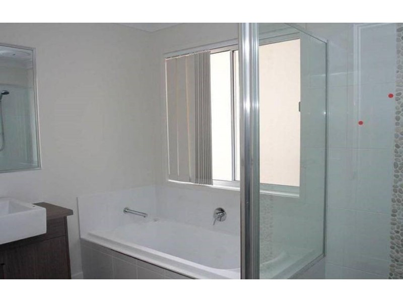 25 Ritz Drive, Coomera QLD 4209