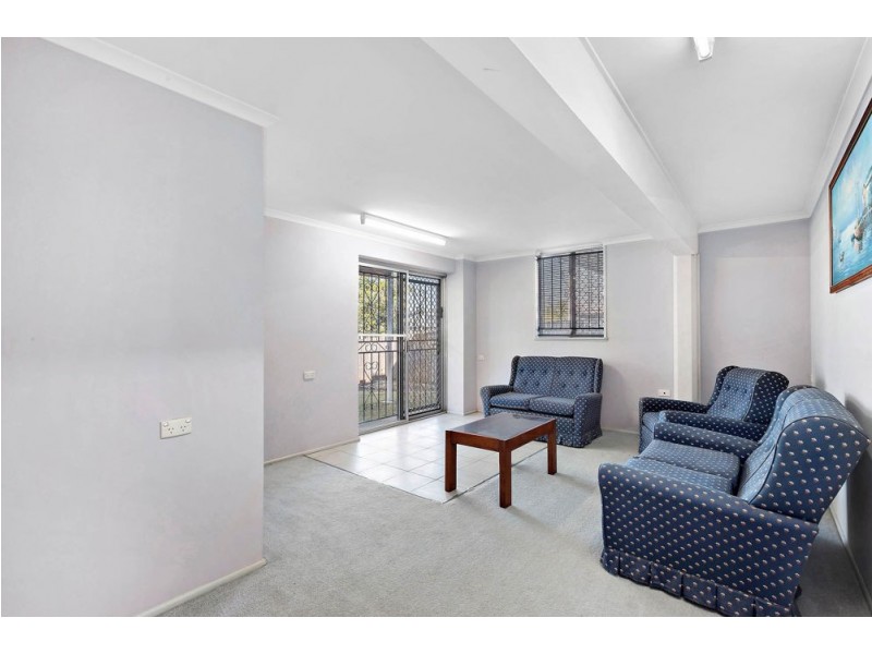 114 Barbaralla Drive, Springwood QLD 4127