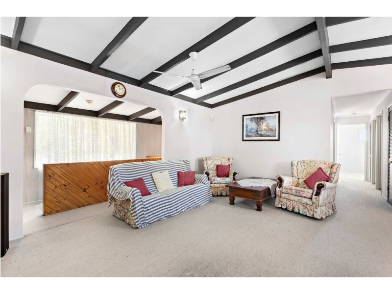 114 Barbaralla Drive, Springwood QLD 4127