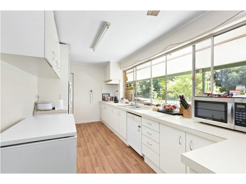 204 River Hills Rd, Eagleby QLD 4207