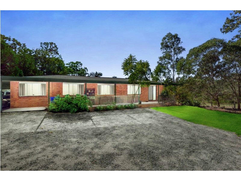 204 River Hills Rd, Eagleby QLD 4207