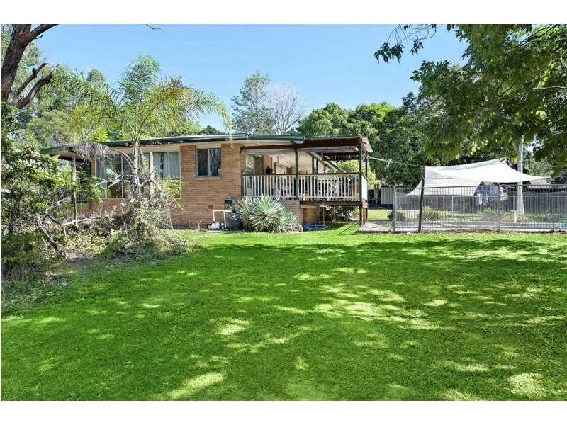 204 River Hills Rd, Eagleby QLD 4207