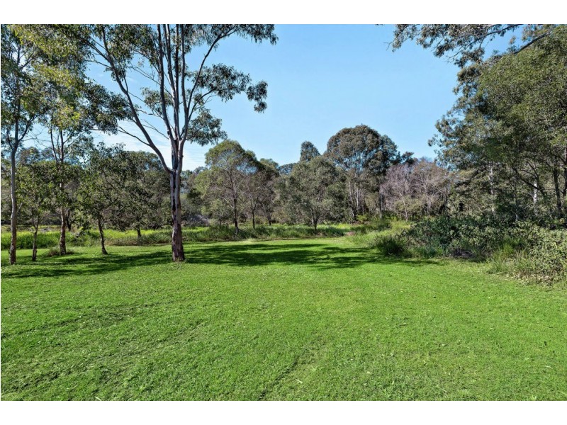 204 River Hills Rd, Eagleby QLD 4207