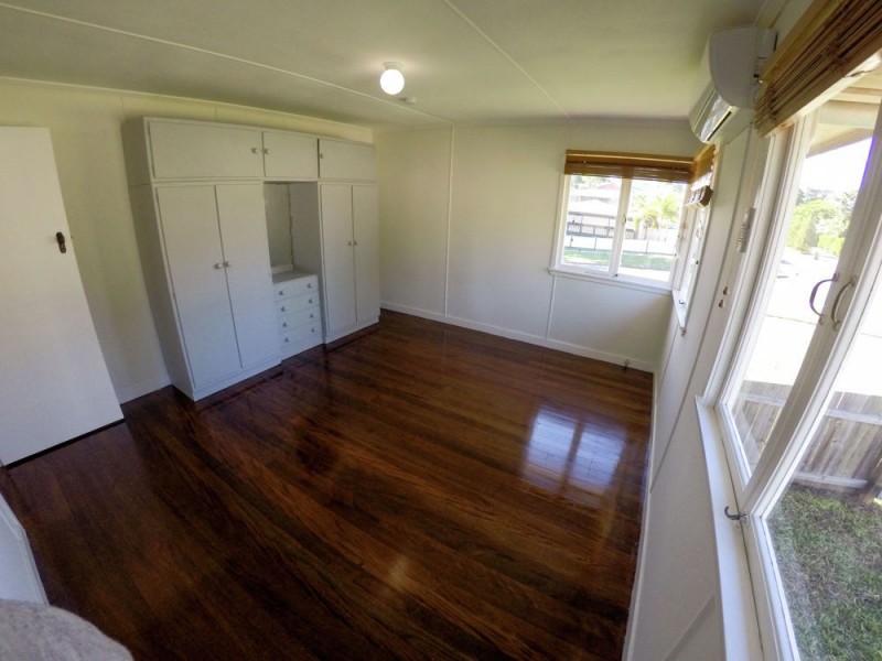 75 Wemvern Street, Upper Mount Gravatt QLD 4122