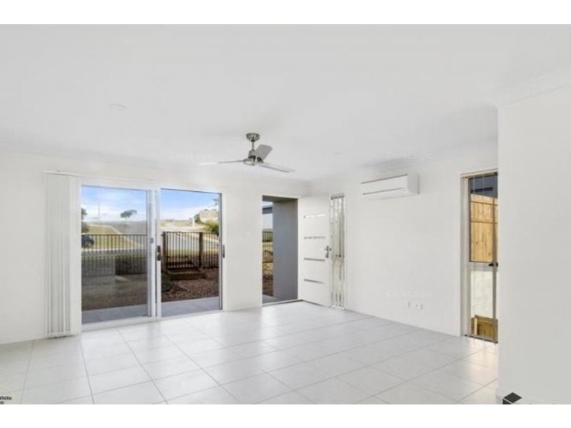 9/4 Rhiana Street, Pimpama QLD 4209