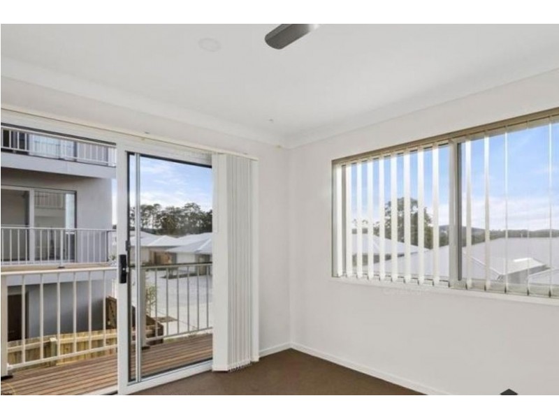 9/4 Rhiana Street, Pimpama QLD 4209