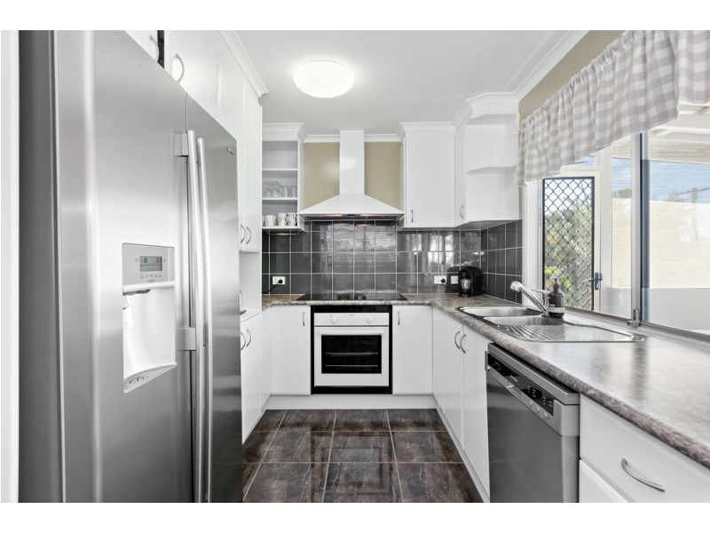 2 Farrer Street, Slacks Creek QLD 4127