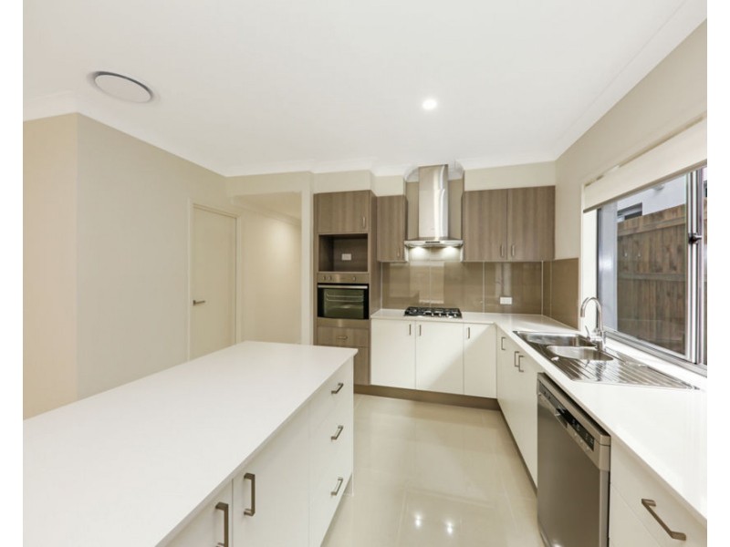 138 Cooper Cresent, Rochedale QLD 4123