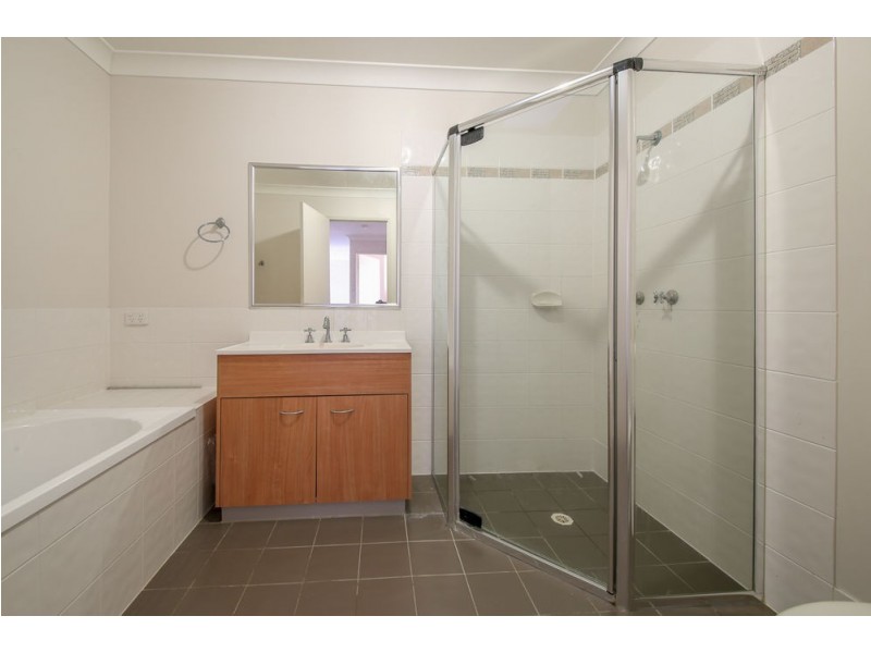 20/91 Beattie Road, Coomera QLD 4209