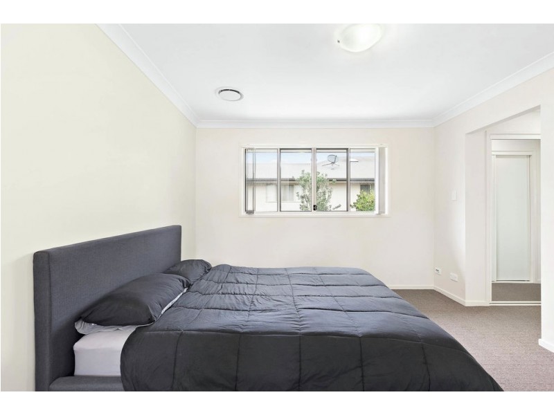 36/2 Weir Drive, Upper Coomera QLD 4209