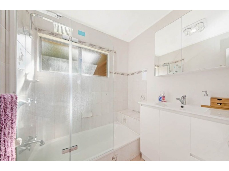 11 Narrawong St, Rochedale QLD 4123