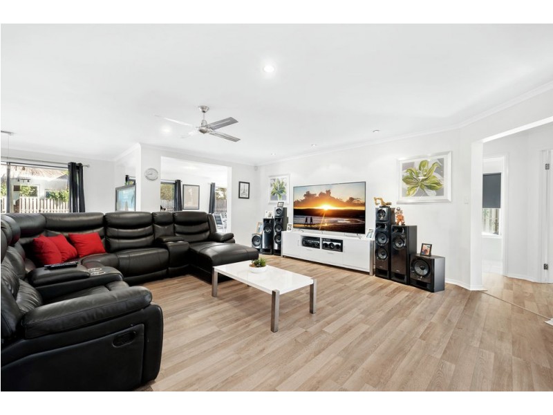 2 Westward Way, Coomera Waters QLD 4209