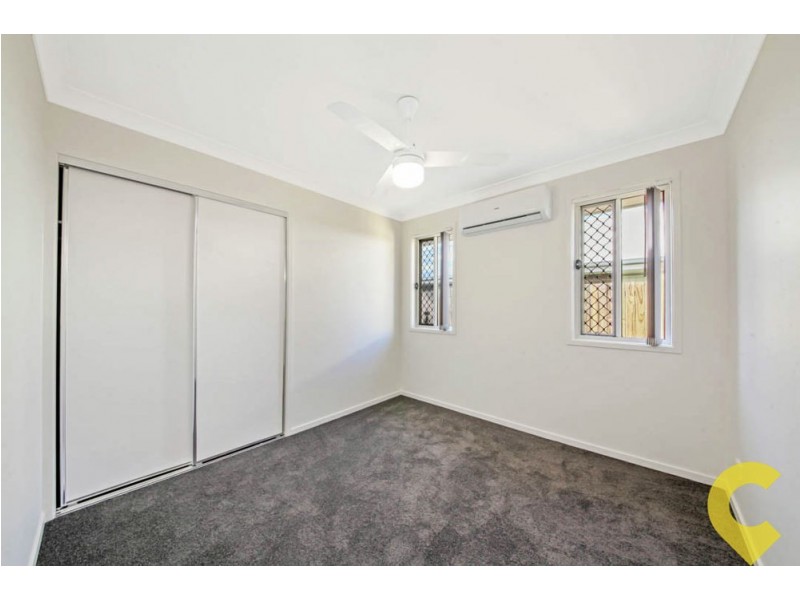 7B Chandon Street, Hillcrest QLD 4118