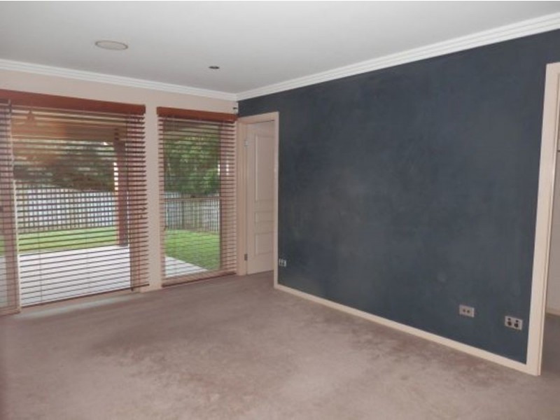 10 Ingrid Lane, Coomera Waters QLD 4209